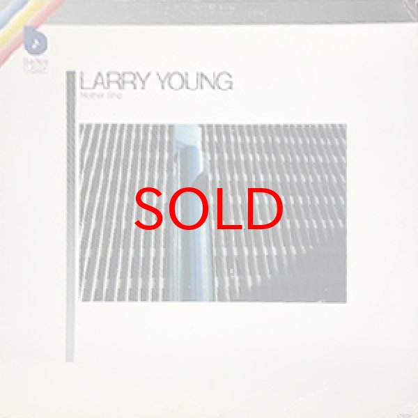 画像1: LARRY YOUNG -  MOTHER SHIP (1)