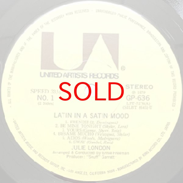 画像2: JULIE LONDON -  SINGS LATIN IN A SATIN MOOD (2)