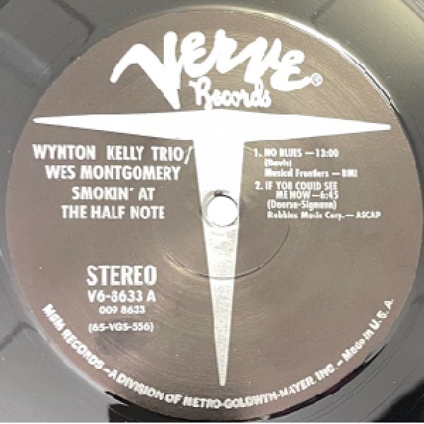 画像2: WYNTON KELLY / WES MONTGOMERY -  SMOKIN' AT THE HALF NOTE (2)
