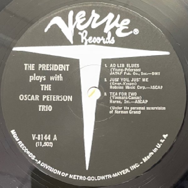 画像2: LESTER YOUNG -  THE PRESIDENT PLAYS WITH THE OSCAR PETERSON TRIO (2)
