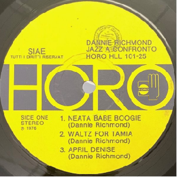 画像2: DANNIE RICHMOND -  JAZZ A CONFRONTO 25 (2)
